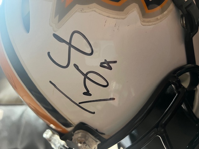 HamiltonHelmet1b